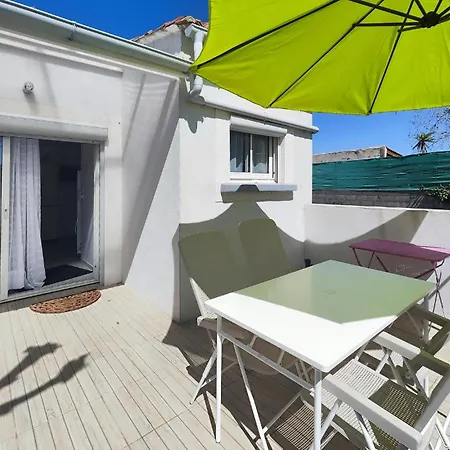 Holiday home 2 Bedroom Awesome In *