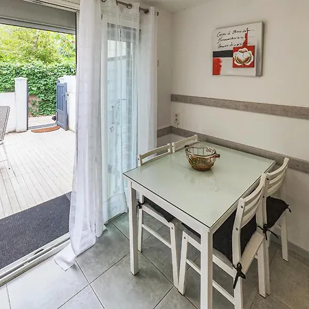 Holiday home 2 Bedroom Awesome In Marseillan (Herault)
